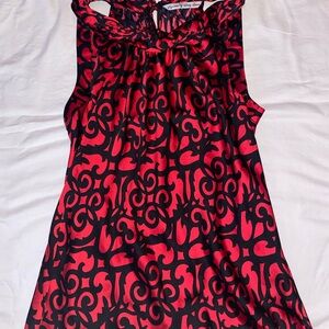 Signature by Larry Levine Red and Black Printed Sleeveless Blouse
